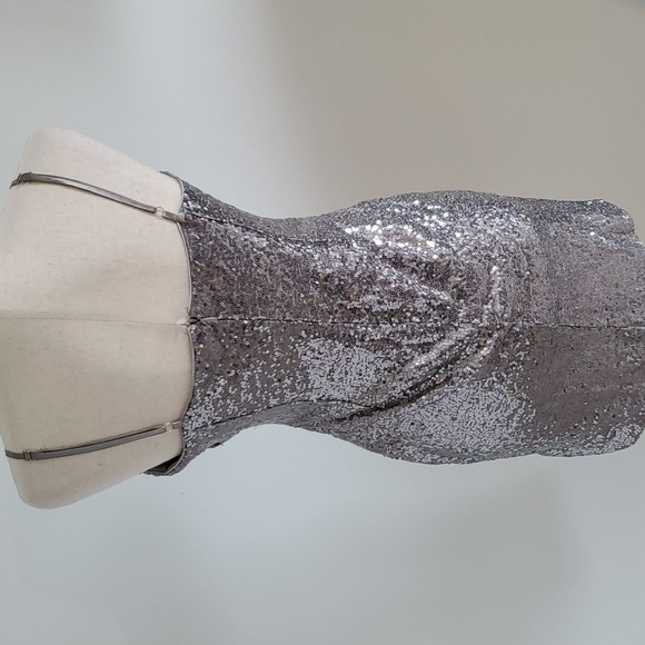 Lulus Disco nights silver sequin mini dress size M adjustable straps like new - Picture 8 of 11